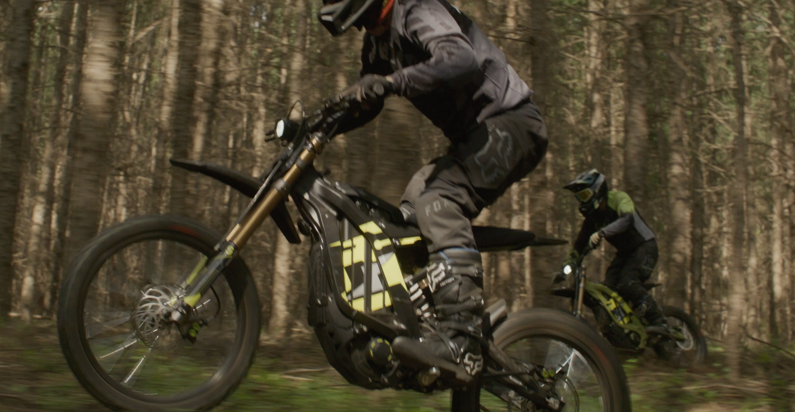 Surron Light Bee X Features